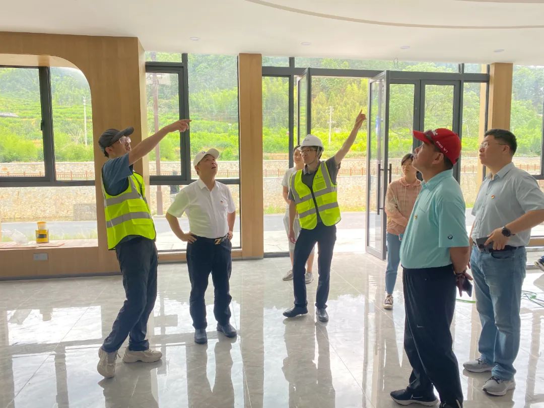 1687659999759640CD2D.jpg 640 (2).jpg