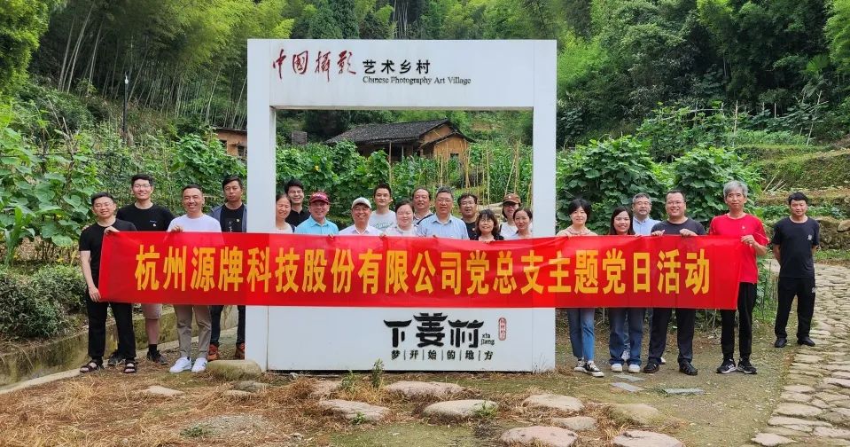 1687660460925785D53E.jpg 10002.jpg