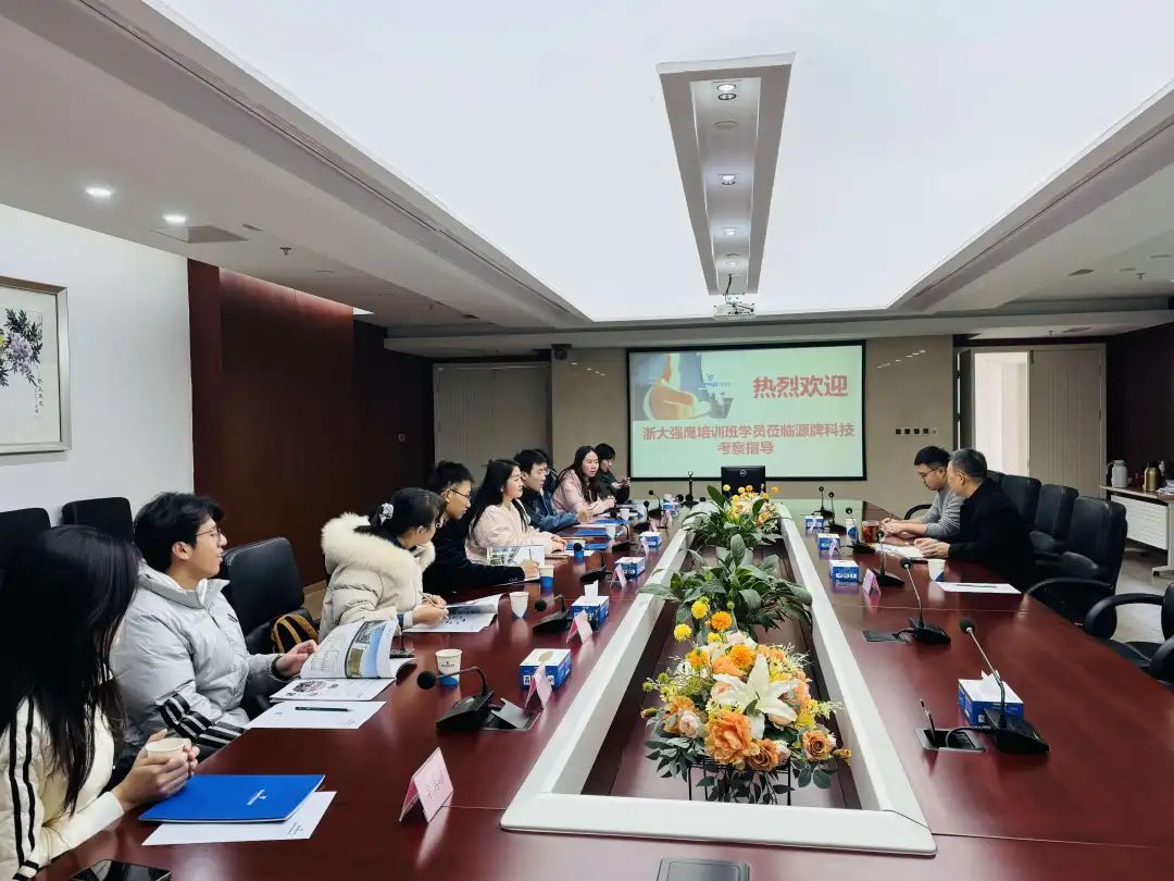 1739775809728743452E.jpg 10004.jpg